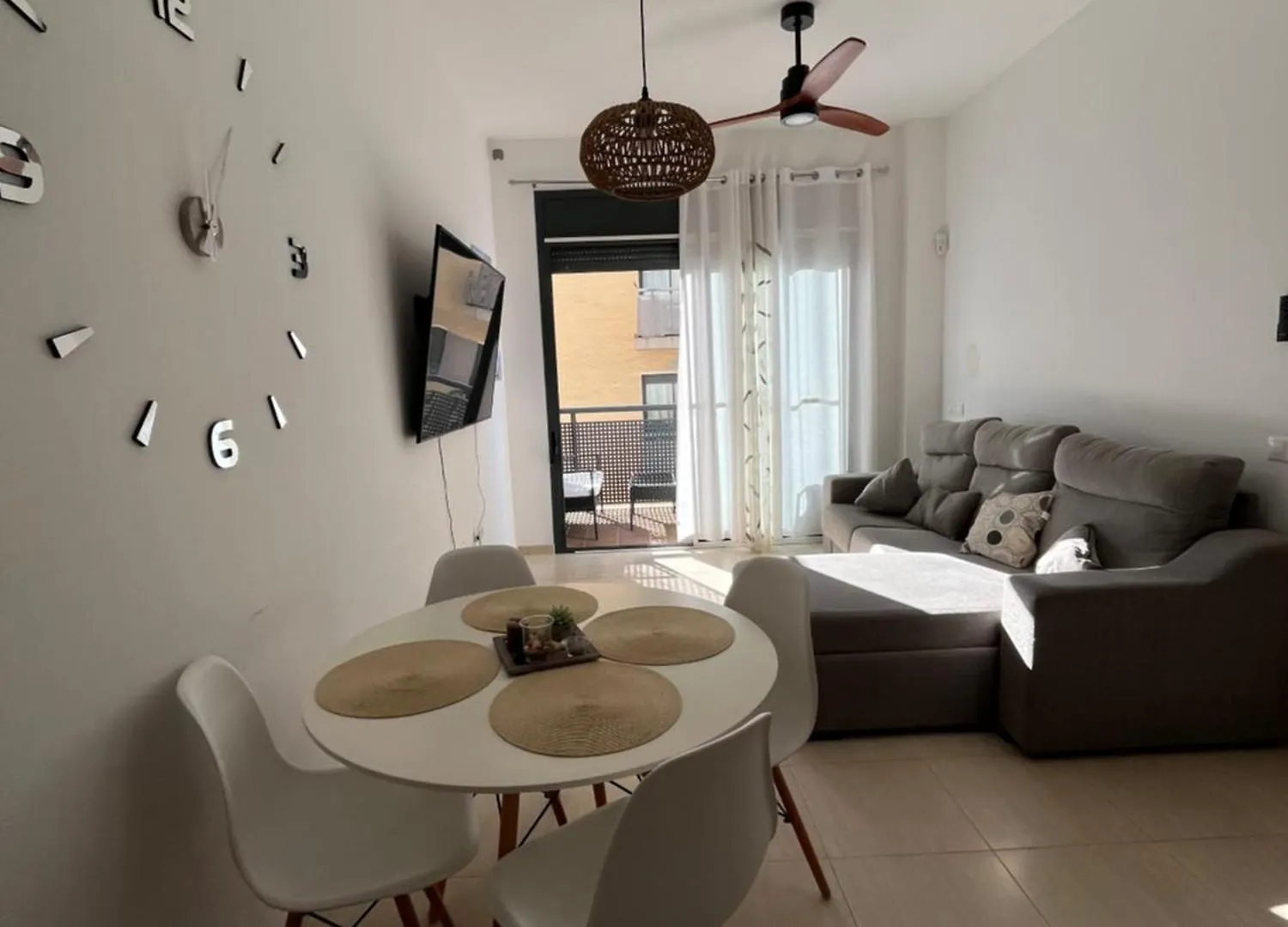 Apartamento Con Piscina ,Parking Y Aire Acondicionado Sant Carles De La Rapita